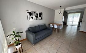Hermoso duplex con estacionamiento